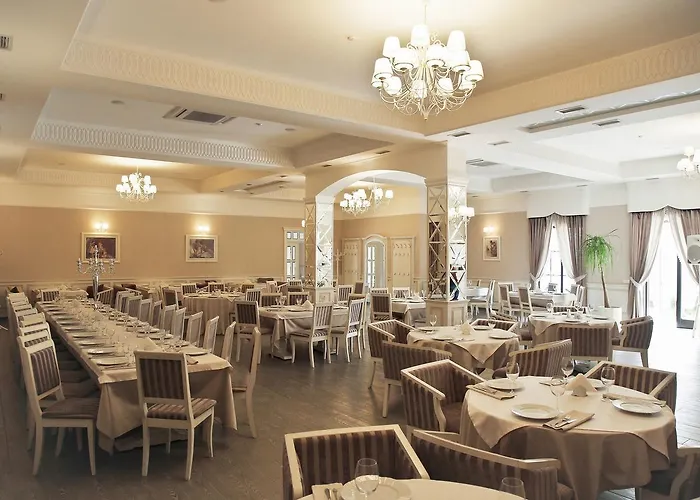 Hotel And Restaurant Velure