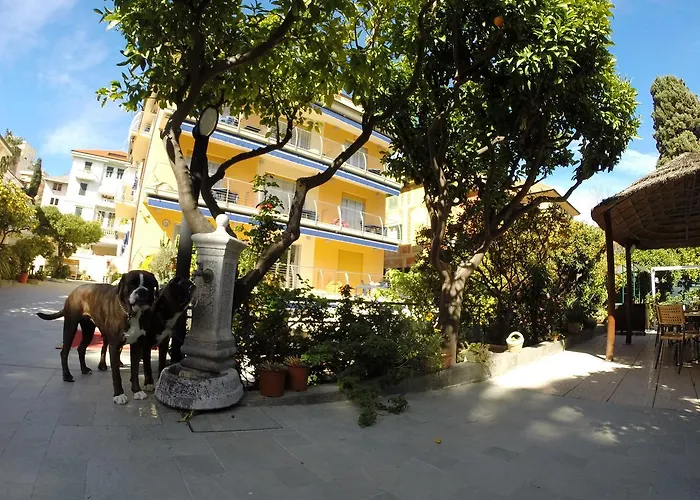 Hotel Villa Delibera