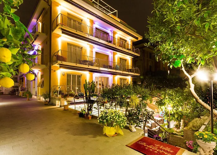 Hotel Villa Delibera Varazze