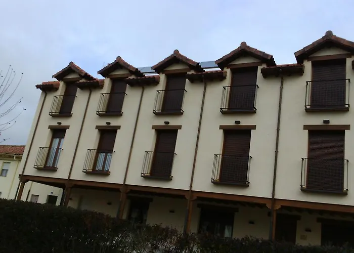 La Casa De Los Soportales