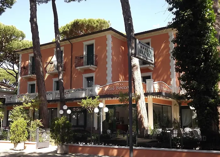 Hotel Boccaccio-free parking-