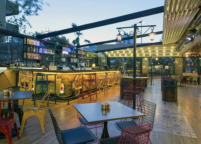 Voswos Garage Coffee Hotel Antalya