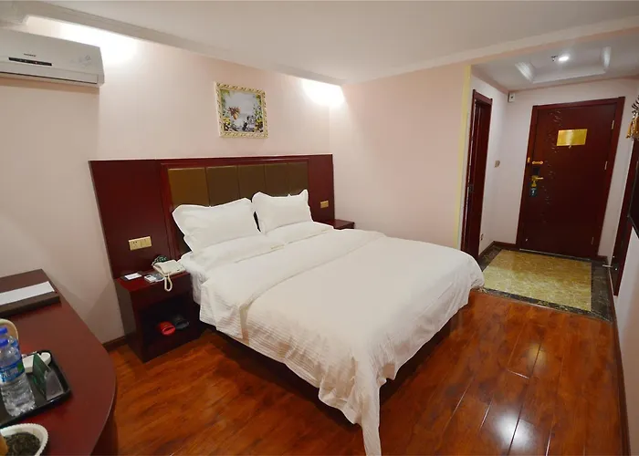 Greentree Inn Shandong Rizhao University City Express Hotel