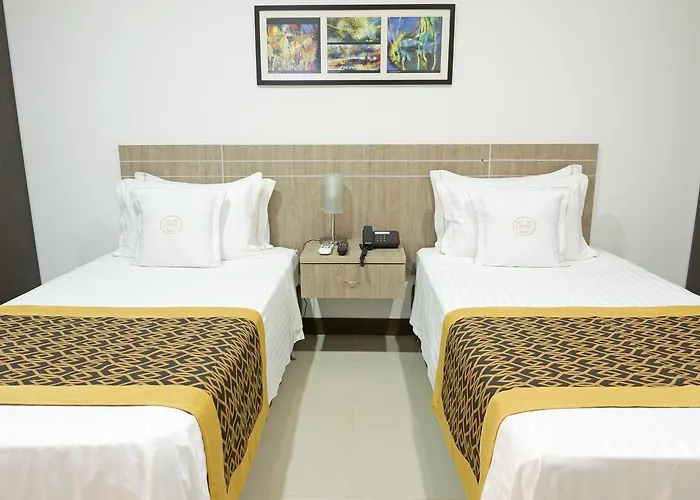 Hotel Cinco Monteria