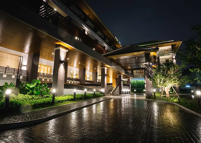 Nadee 10 Resort & Hotel