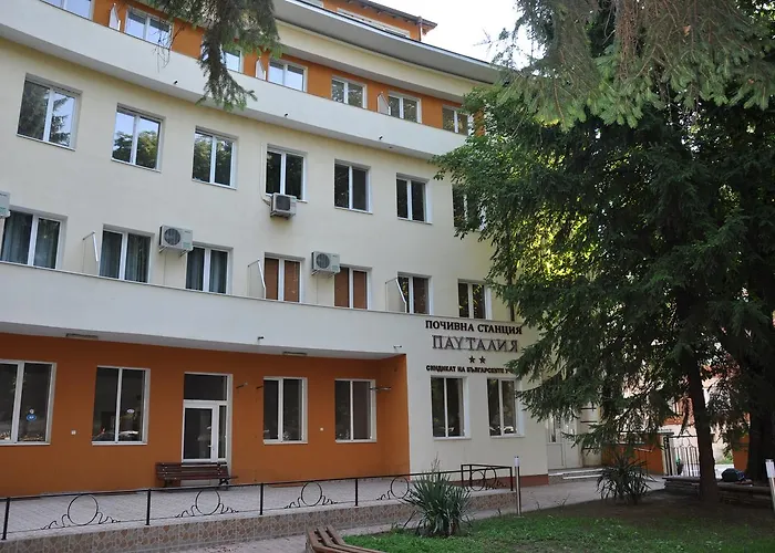 Семеен Хотел Пауталия