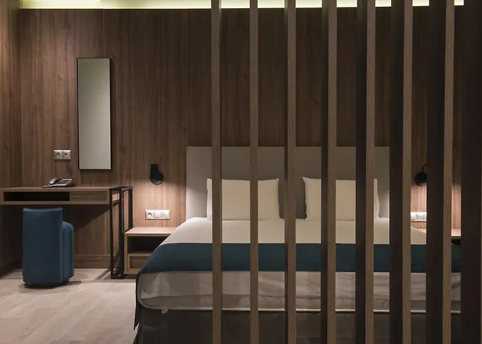 Mistral Hotel