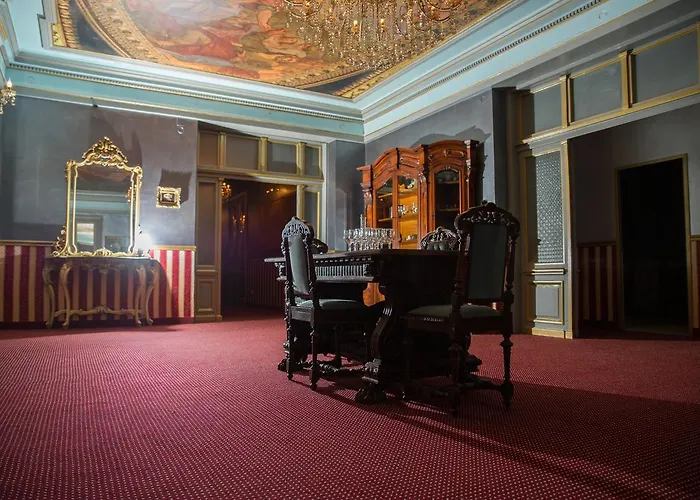 Nf Palace Old City Bucharest