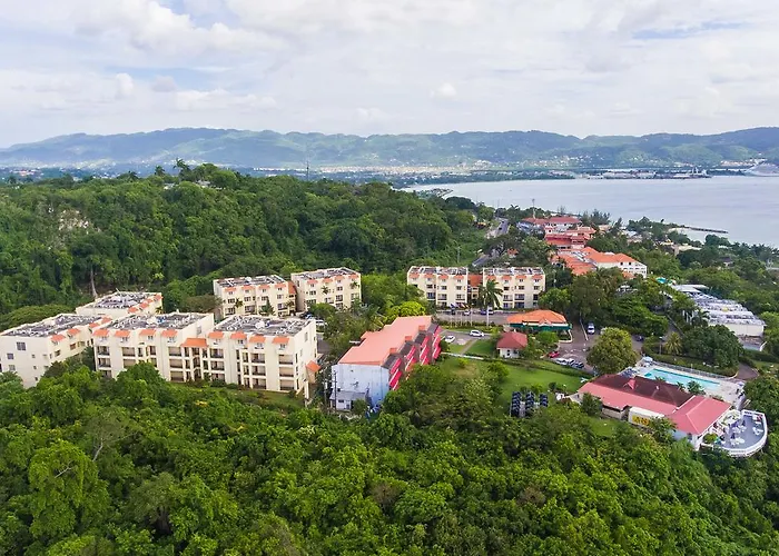 El Greco Resort