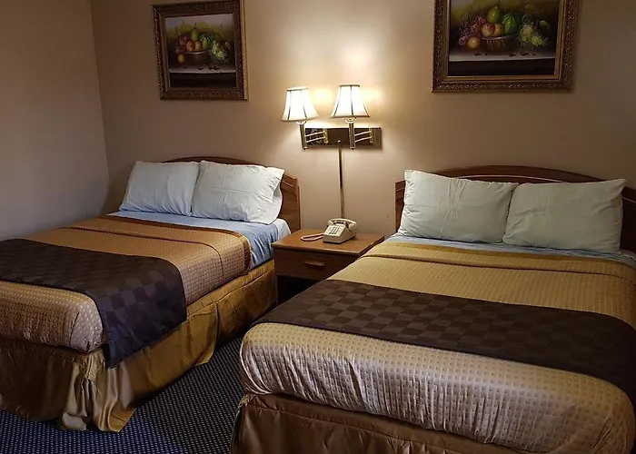 Utica Rest Inn