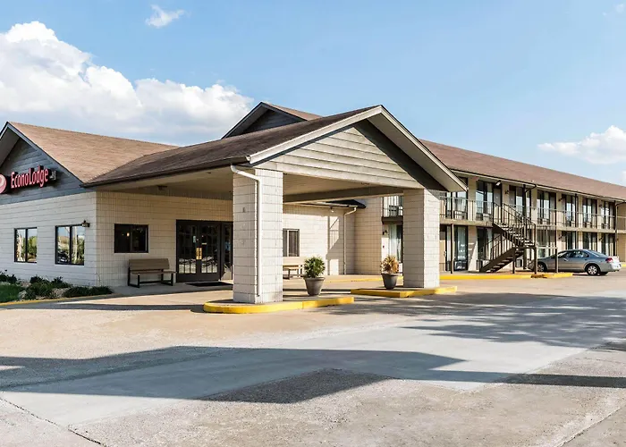 Econo Lodge Inn & Suites Branson Shepherd Of The Hills Expy
