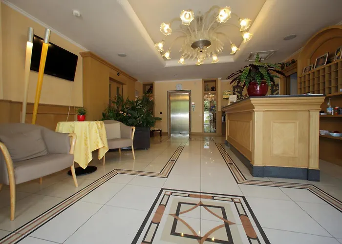 Hotel Fioroni
