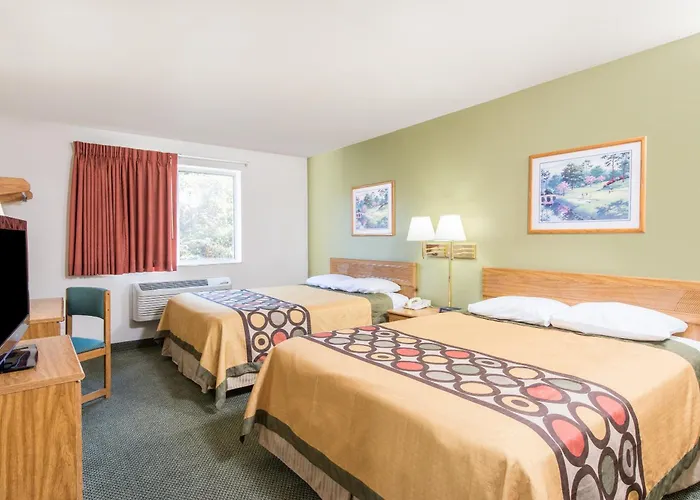 Super 8 By Wyndham West Middlesex/Sharon Area