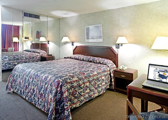 Americas Best Value Inn Manhattan, Kansas