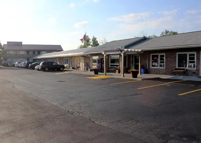 Moonlight Inn And Suites Sudbury