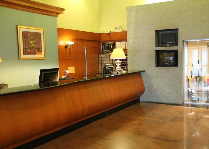Strand Hotel