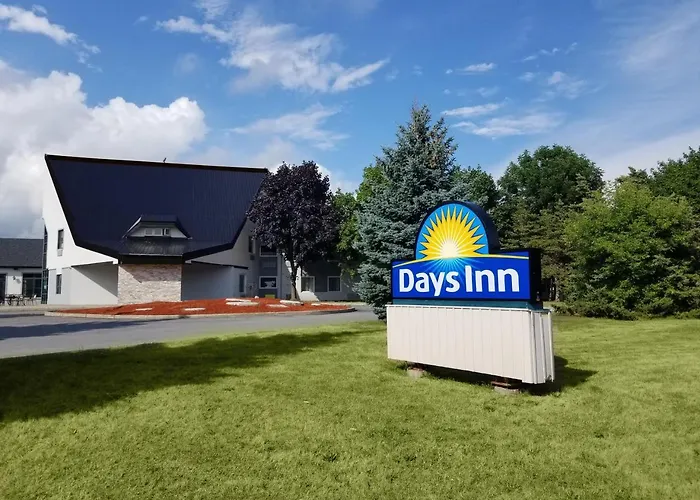 Days Inn By Wyndham Kingston