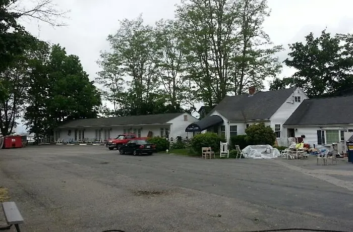Caris Landings Inn By The Sea