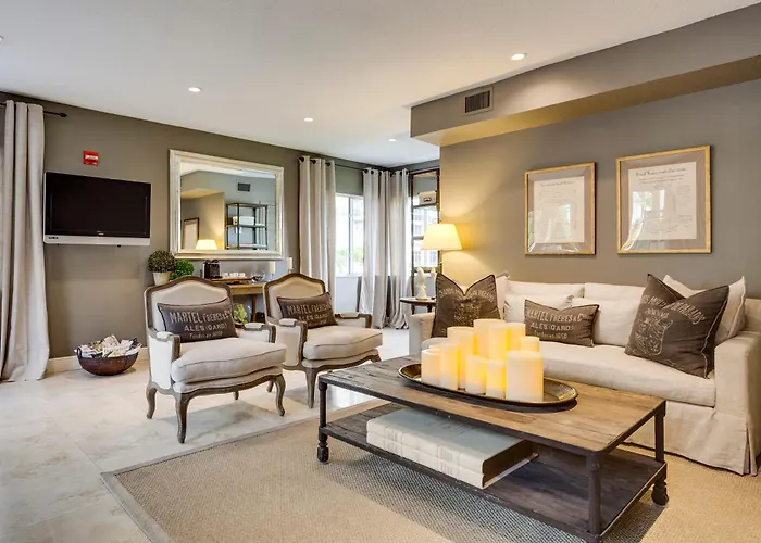 Sun Harbour Boutique Hotel