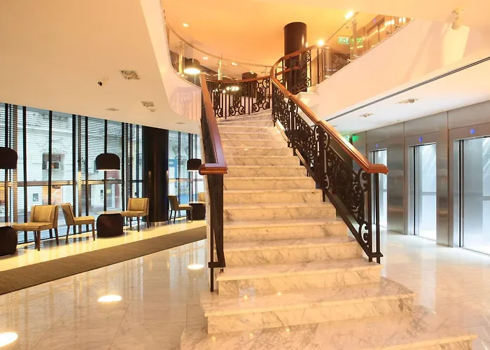 Yrigoyen 111 Hotel