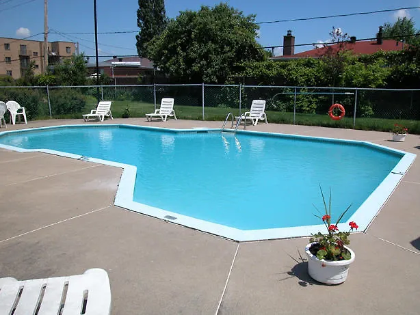 Econo Lodge Laval