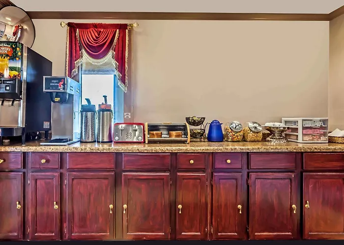 Knights Inn - Seymour