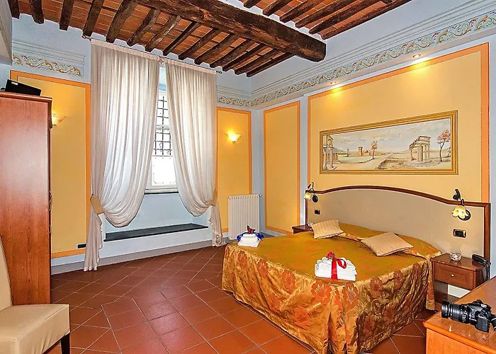 Dimora Dei Guelfi Luxury Rooms Lucca