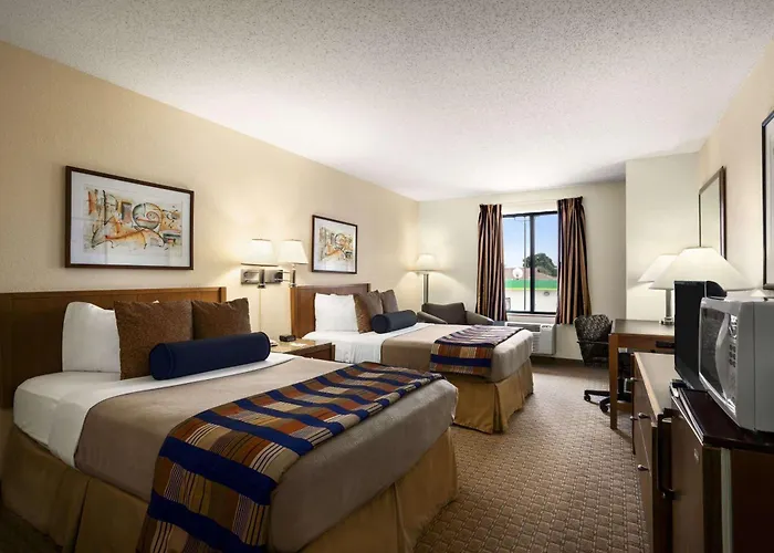 Days Inn By Wyndham Oglesby/ Starved Rock