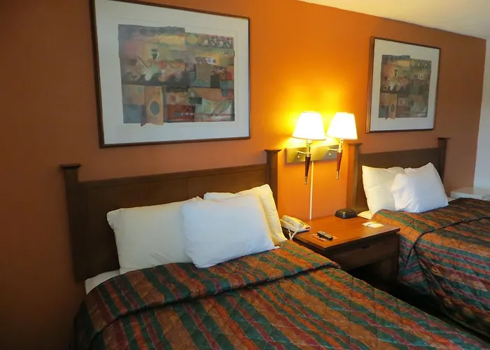 Days Inn By Wyndham Elk Grove Village O'Hare Airport West