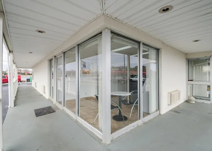 Motel 6-Commerce, Ga