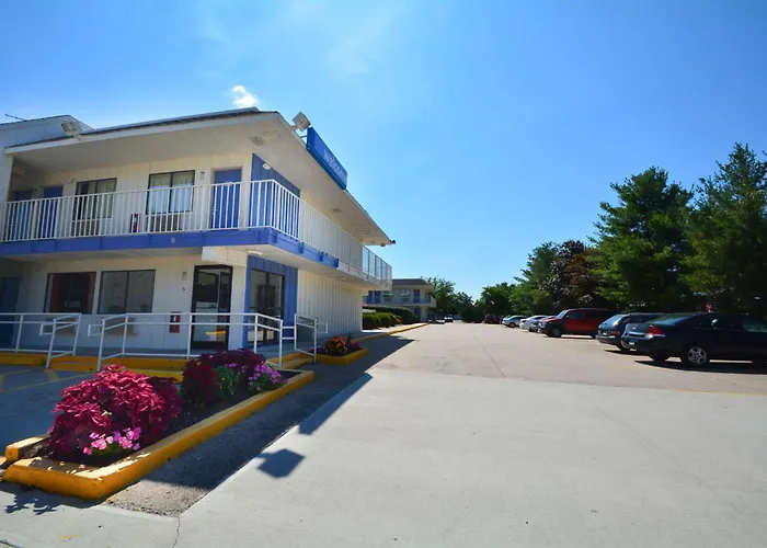 Motel 6-Windsor Locks, Ct - Hartford