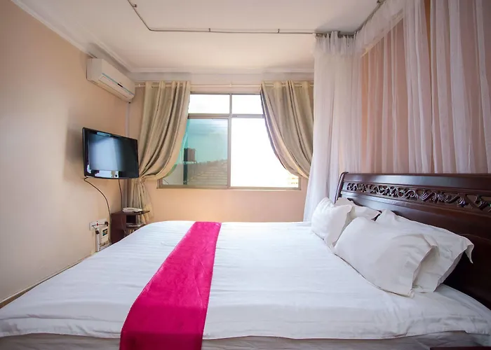 Eight Winx Hotel