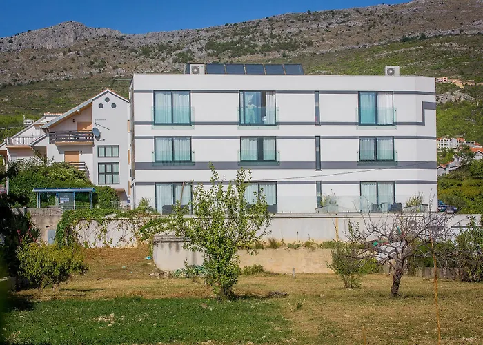 Jona Hotel Split