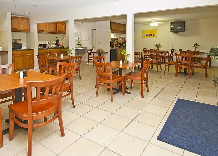 Days Inn Norman