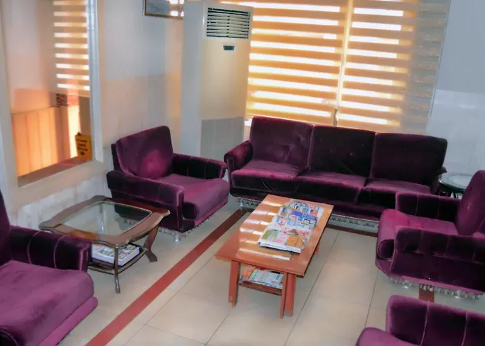 Yunus Hotel