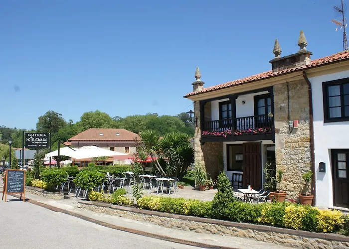 Hotel Colonial De Santillana