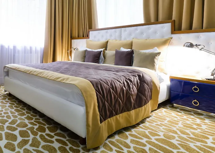 Mirax Sapphire Boutique Hotel