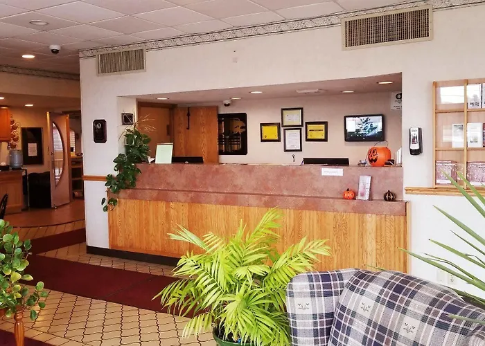Oyo Hotel New Castle In Hwy 3
