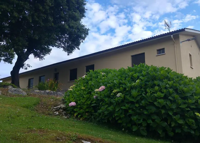 Hotel La Encina Celorio Llanes Parking