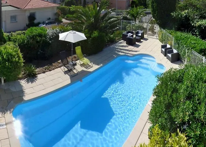 Hotel Au Reveil des Cigales à Saint Aygulf