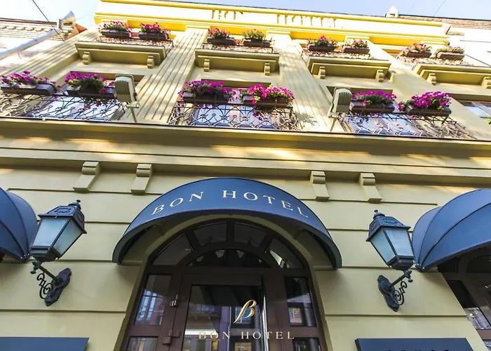 Bon Hotel