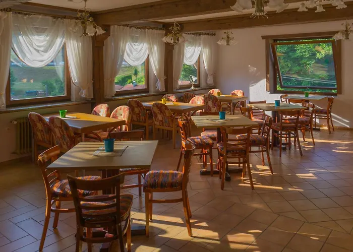 Kraehenbad Hotel