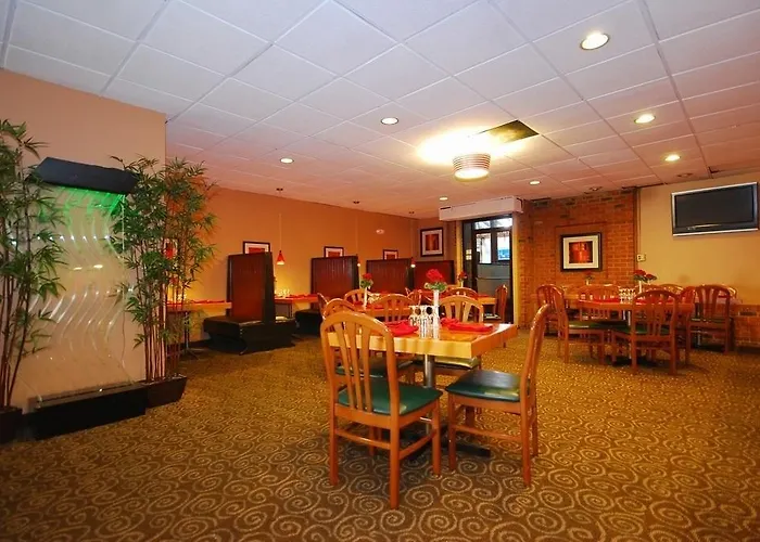 Clarion Inn & Fundome