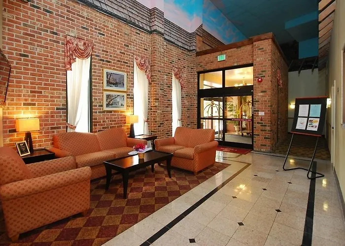 Clarion Inn & Fundome