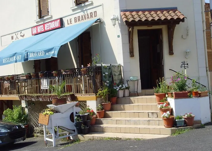 Le Bravard