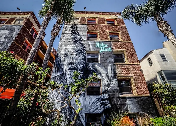 Ellison Suites Los Ángeles