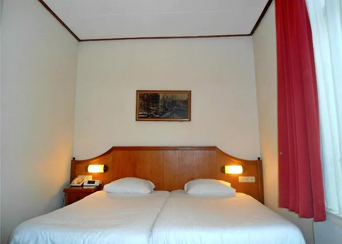 Flower Market Hotel