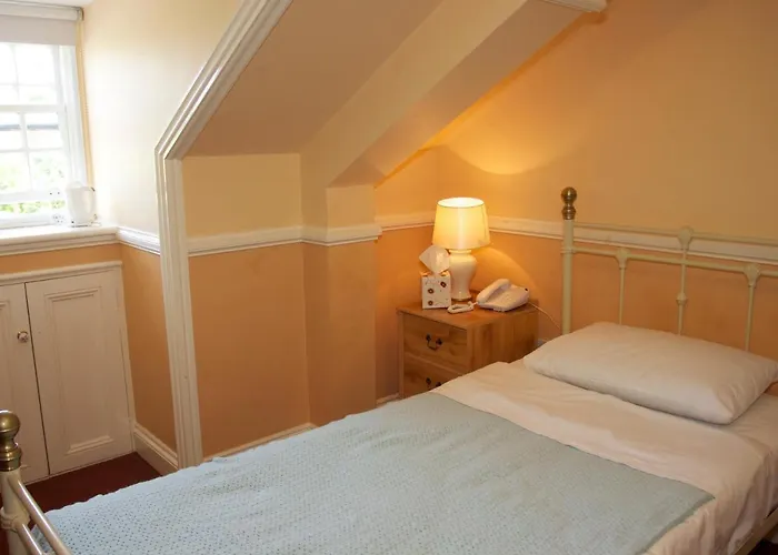 Elme Hall Hotel