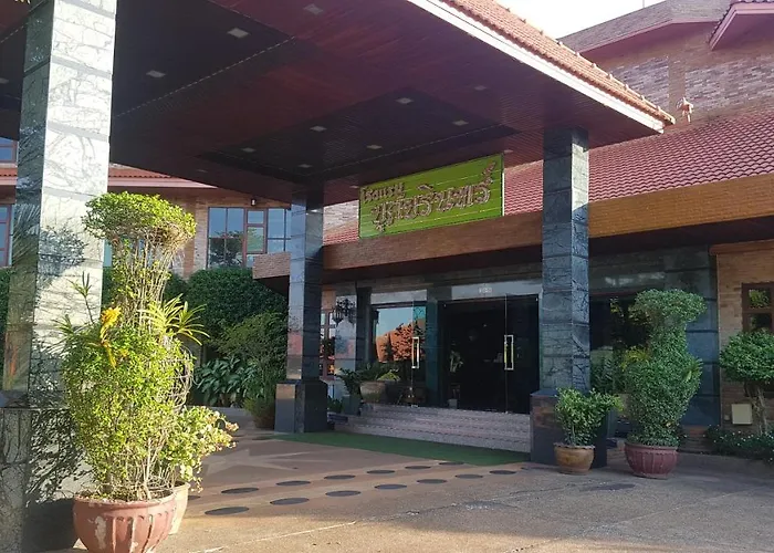 Busyarin Hotel