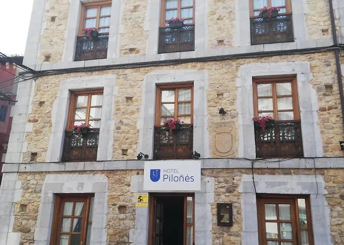Hotel Piloñés